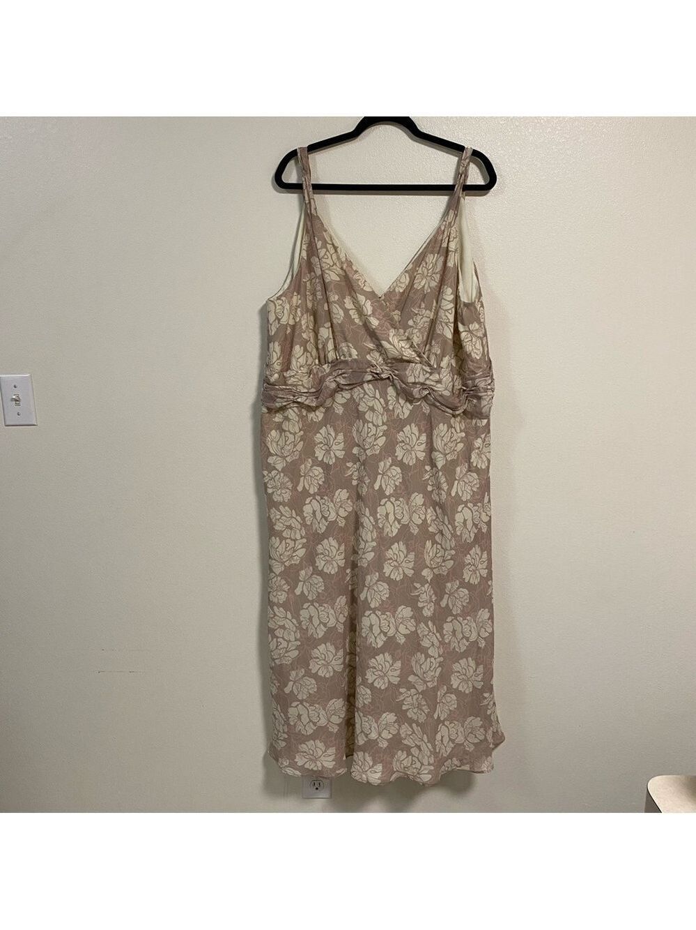 Lane Bryant Sleeveless MIDI Floral print Dress Size 26